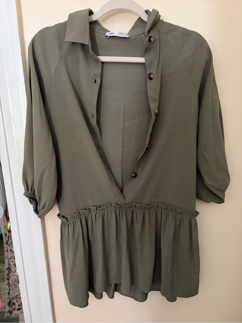 Zara Olive Green Collared Button-Front Top